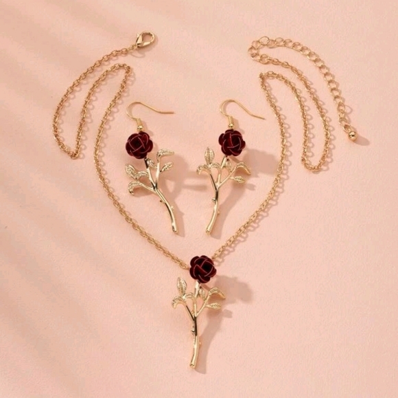 Queen2KeepUp Boutique Jewelry - Rose Earrings and Necklace Set